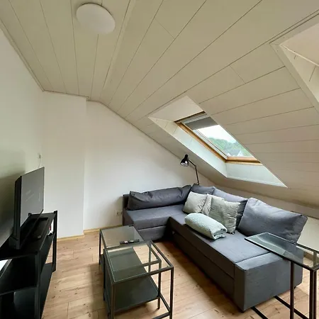 Lägenhet Charmante Dachgeschosswohnung Bis Zu 6 Gaeste